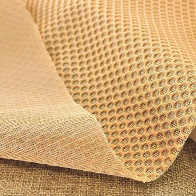 100% পলিস্টার 3 ডি স্পেসার জাল 390 - 460GSM আর্দ্রতা শোষণকারী বোনা জাল ফ্যাব্রিক 0